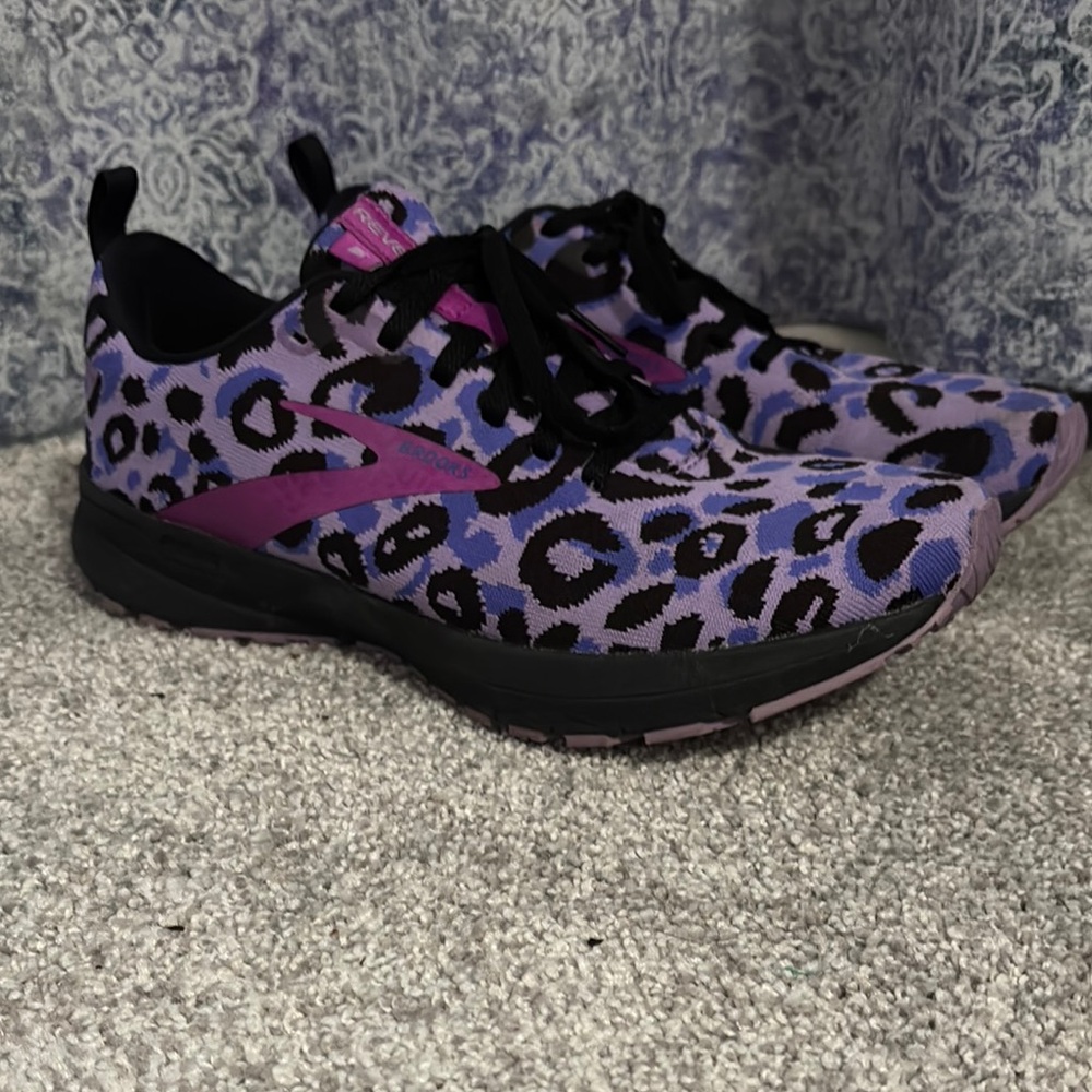 Brooks Revel 5 Women's Purple Leopard Running Shoes